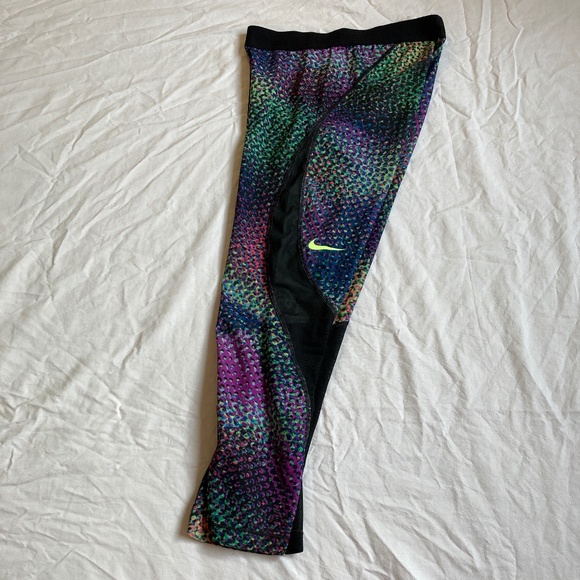Nike Rainbow Polka Dot Mesh Leggings Medium - Picture 9 of 9